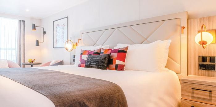 Superior Single cabin on Spirit of Adventure